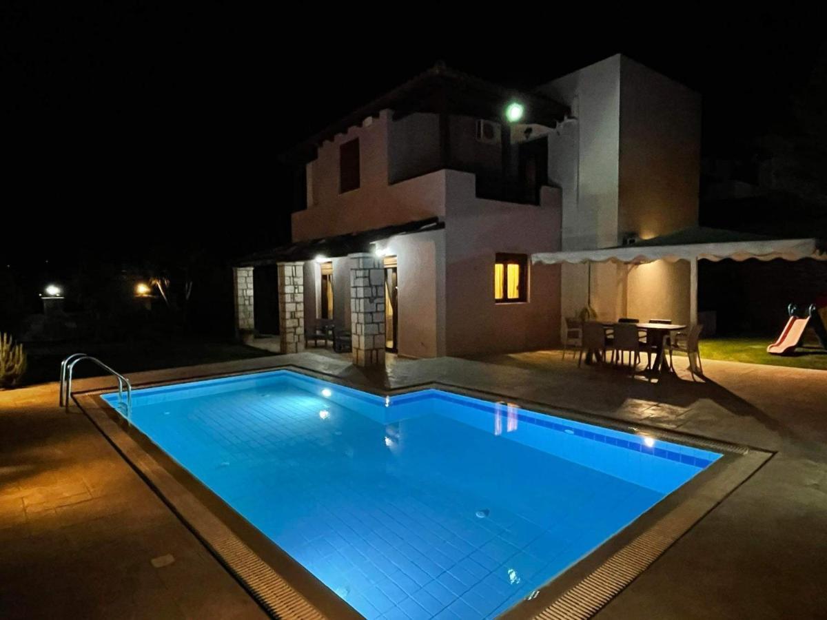 Villa Steki Roumelí Exterior photo